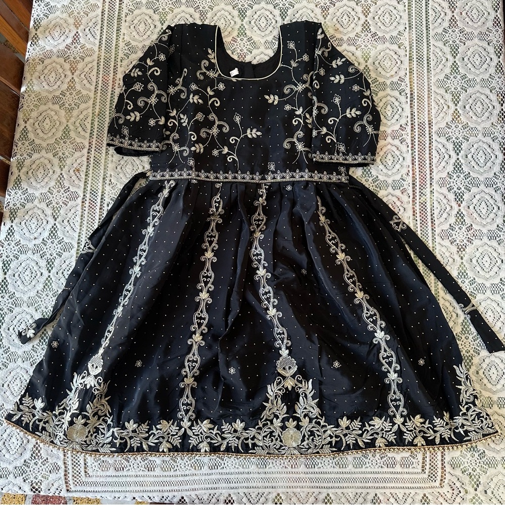 Elegant Black and Silver Anarkali Suit with Salwar for Girls